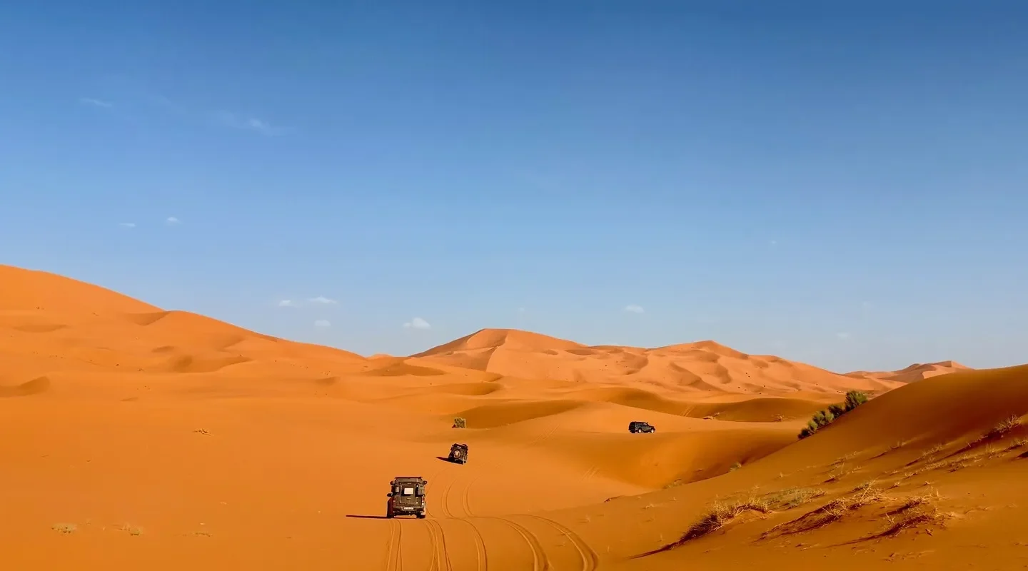 Erg Chebbi Sandboarding Experience – Adventure on the Dunes