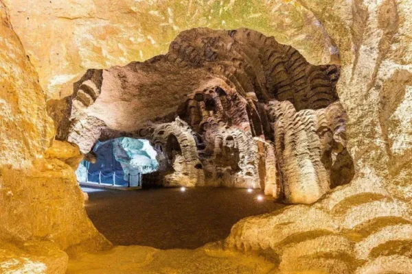 Things to see in Hercules Caves - Photo 5 of 5
